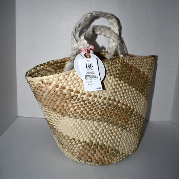 BTB Los Angeles Frankie Tote Bag in Crisscross Pattern Straw in Sand/Natural # - Picture 3 of 6